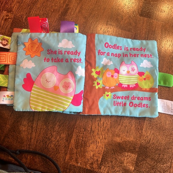 Baby girl lovey items - Picture 8 of 9